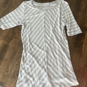 Lularoe gray chevron short sleeve shirt